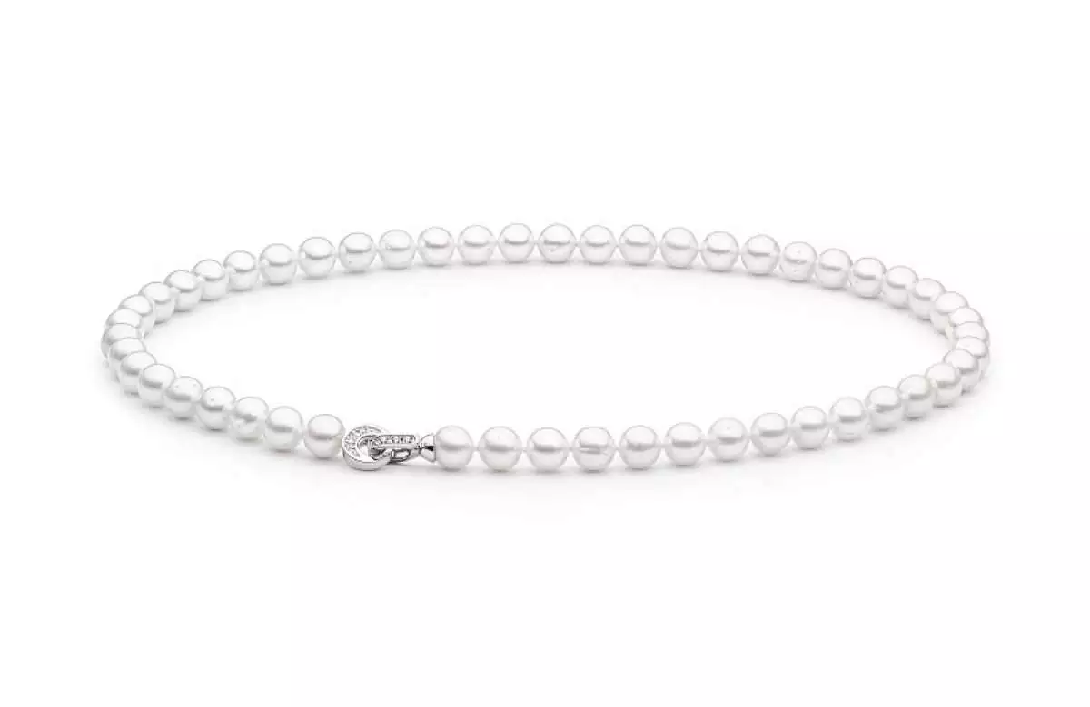Elegante Matinee Perlenkette weiß rund 8-9 mm, 55 cm, Zirkonia-Schmuckverschluss 925er Silber mit Perle, Gaura Pearls, Estland